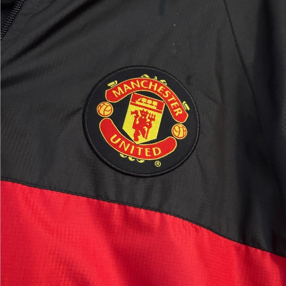 Manchester United Black and Red Men's Jacket - Picture 3 of 11
